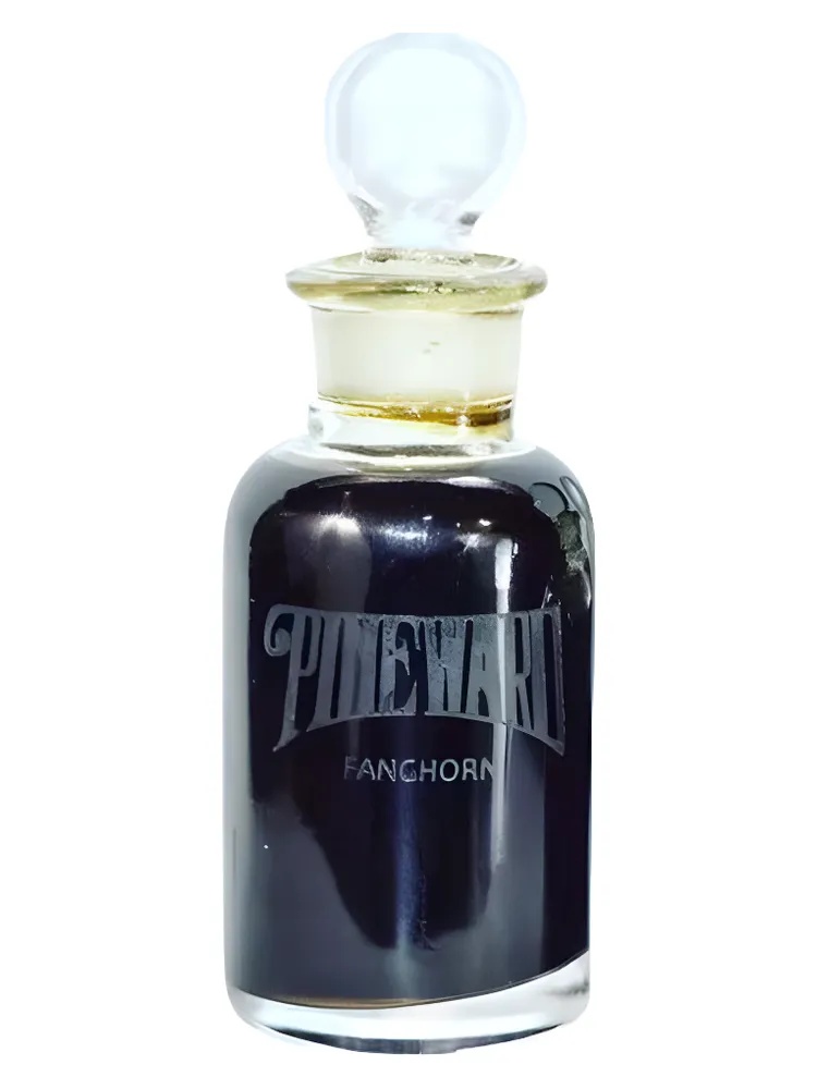 Pineward Perfumes Fanghorn bottle