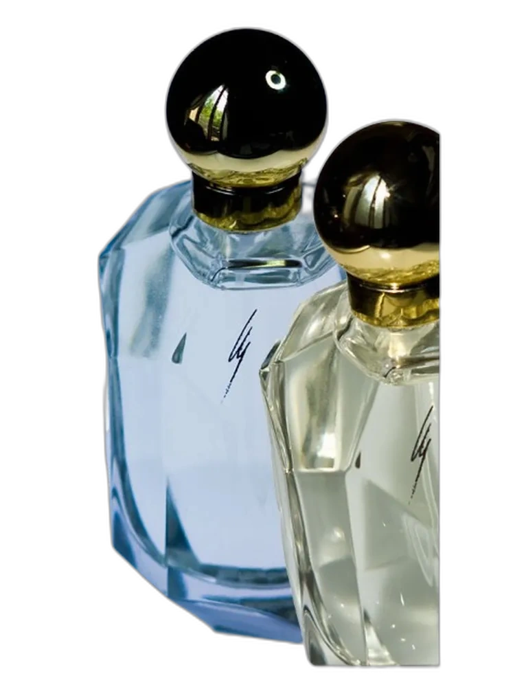M by Marc by Marc de la Morandière